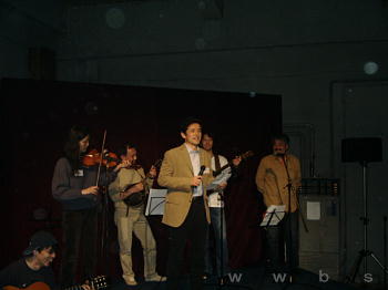 �{�{�[����E�{��̕����o���h�����o�[