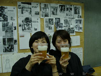 �{�z�m�q����E���c�u�T����